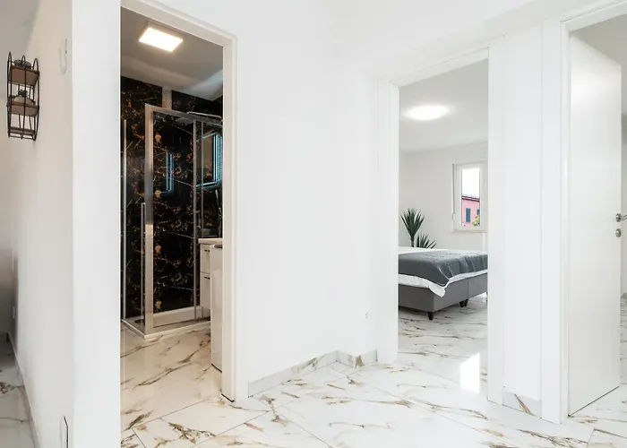 Luxury 2 Bedrooms App With Terrace In Center Old Town *