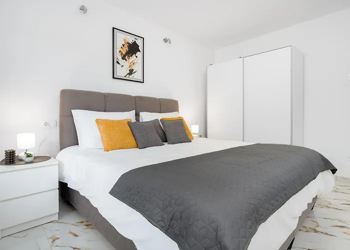Διαμέρισμα Luxury 2 Bedrooms App With Terrace In Center Old Town *