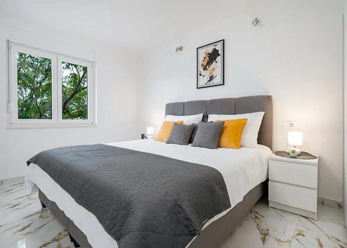 Apartman Luxury 2 Bedrooms App With Terrace In Center Old Town *