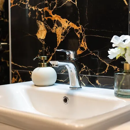 Luxury 2 Bedrooms App With Terrace In Center Old Town * 斯普利特