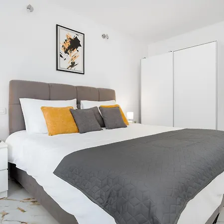 公寓 Luxury 2 Bedrooms App With Terrace In Center Old Town *