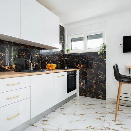 公寓 Luxury 2 Bedrooms App With Terrace In Center Old Town *