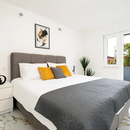 Luxury 2 Bedrooms App With Terrace In Center Old Town * Split