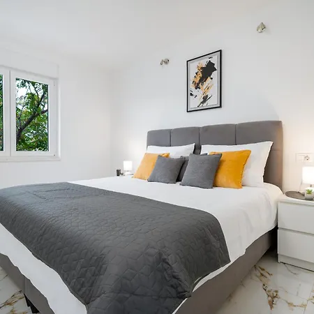 Apartman Luxury 2 Bedrooms App With Terrace In Center Old Town *