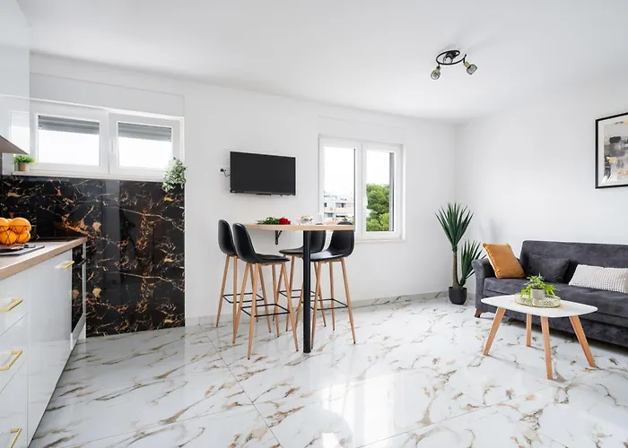 Apartman Luxury 2 Bedrooms App With Terrace In Center Old Town *